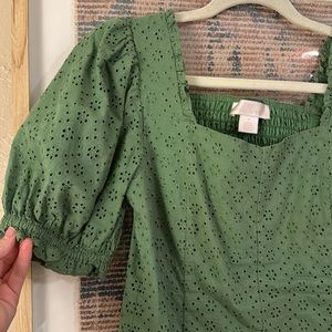 Rachel Parcell Green Eyelet Puff Sleeve top
